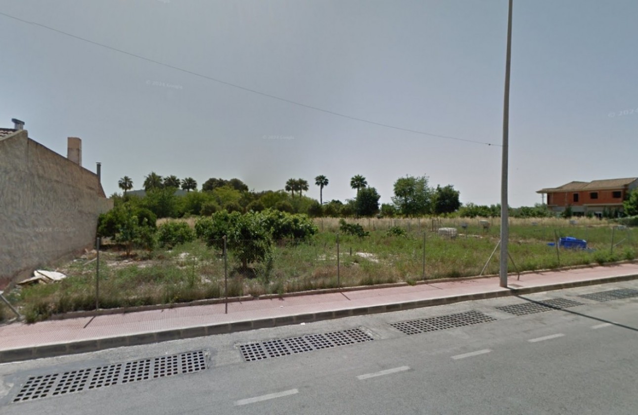 Begagnad - Tomt / mark - Daya Nueva