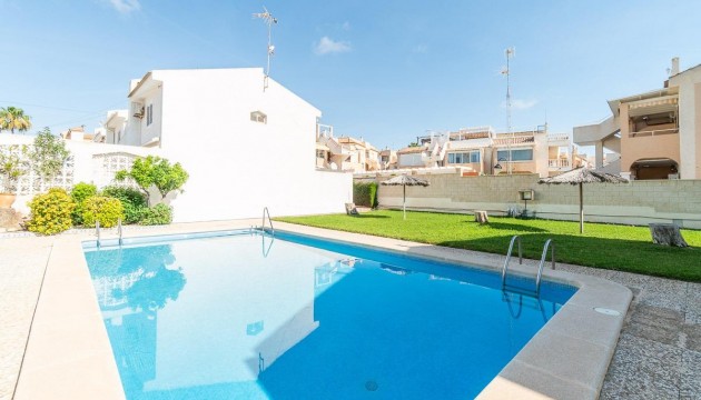 Bungalow - Begagnad - Torrevieja - Los Frutales