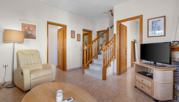 Bungalow - Odsprzedaż - Orihuela Costa - Lomas de Cabo Roig