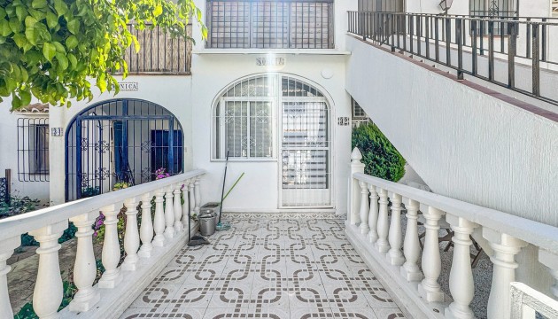 Bungalow - Odsprzedaż - Torrevieja - Los Balcones - Los Altos del Edén