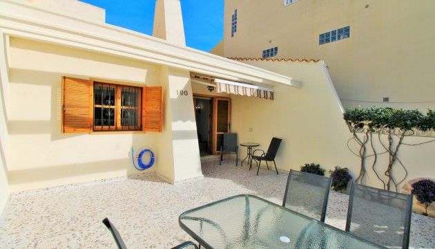 Bungalow - Wiederverkauf - Orihuela Costa - Playa Flamenca