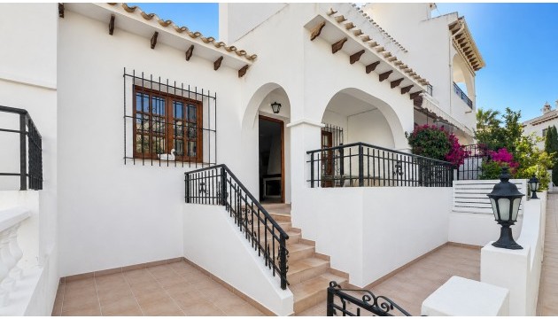 Bungalow - Wiederverkauf - Torrevieja - Nueva Torrevieja - Aguas Nuevas