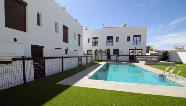 Chalet Independiente - Nueva construcción  - Pilar de la Horadada - Pilar de la Horadada