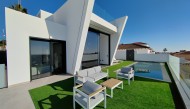 Chalet Independiente - Nueva construcción  - Torrevieja - MOVE-259