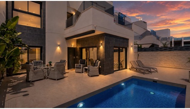 Chalet Independiente - Reventa - Ciudad Quesada - Ciudad Quesada