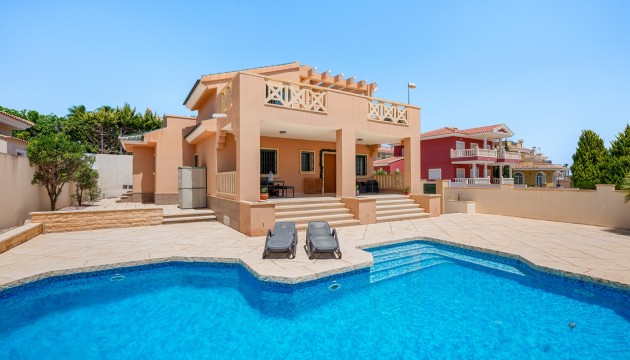 Chalet Independiente - Reventa - Ciudad Quesada - Ciudad Quesada