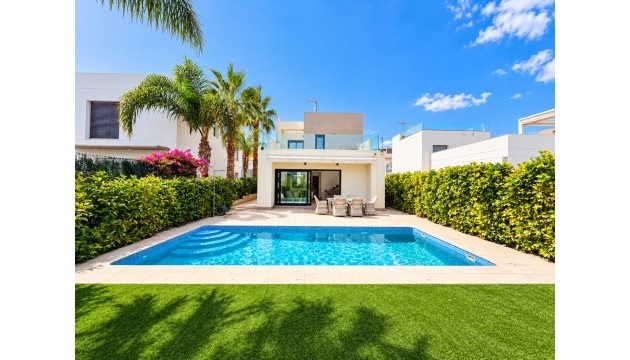 Chalet Independiente - Reventa - Ciudad Quesada - Ciudad Quesada