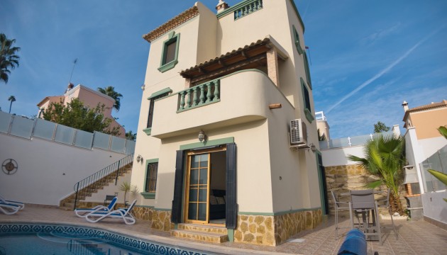 Chalet Independiente - Reventa - Ciudad Quesada - La  Marquesa Golf