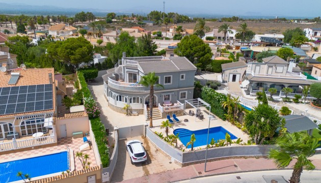 Chalet Independiente - Reventa - La Marina - La Marina