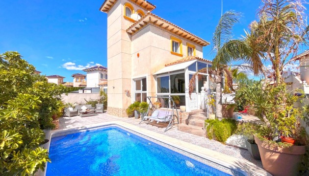 Chalet Independiente - Reventa - Orihuela Costa - La Zenia