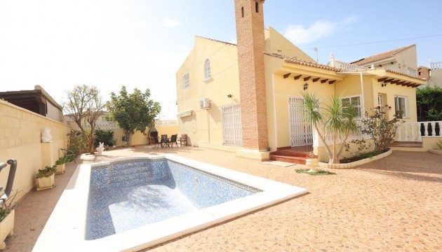 Chalet Independiente - Reventa - Orihuela Costa - Playa Flamenca