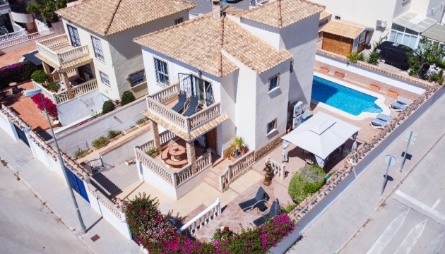 Chalet Independiente - Reventa - Orihuela Costa - Punta Prima