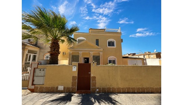 Chalet Independiente - Reventa - Torrevieja - Nueva Torrevieja - Aguas Nuevas
