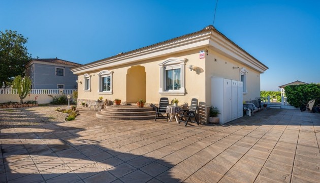 Chalet Independiente - Reventa - Torrevieja - Torrevieja