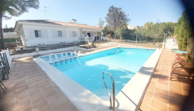 Chalet Independiente - Reventa - Torrevieja - Torrevieja