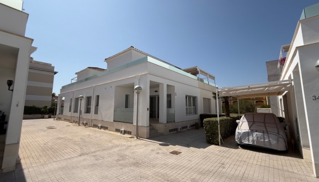 Chalet Pareado - Reventa - Orihuela - Orihuela