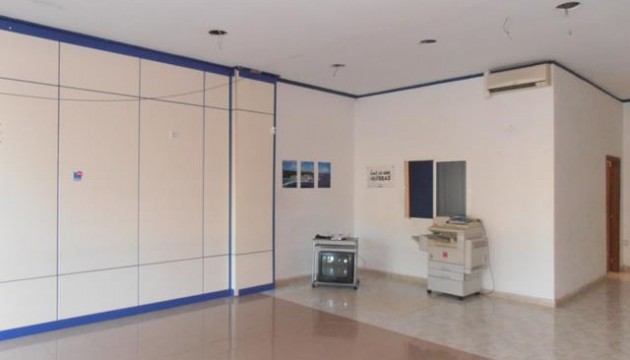 Commercial - Resale - Torrevieja - Torrevieja