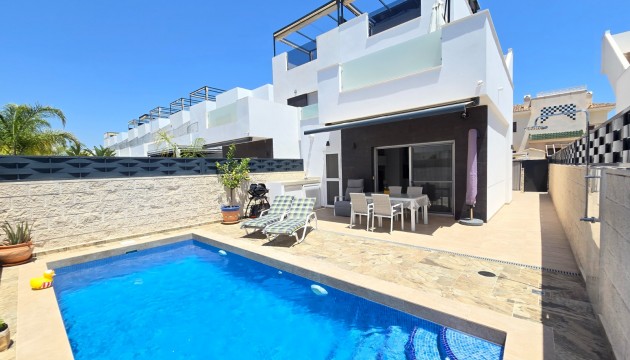 Detached Villa - Herverkoop - Ciudad Quesada - Doña Pepa
