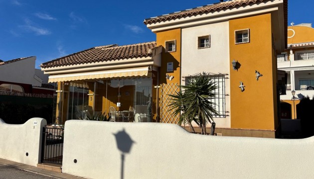 Detached Villa - Herverkoop - Los Montesinos - Urbanizacion montesol