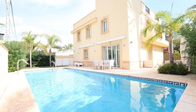 Detached Villa - Herverkoop - Orihuela Costa - Cabo Roig
