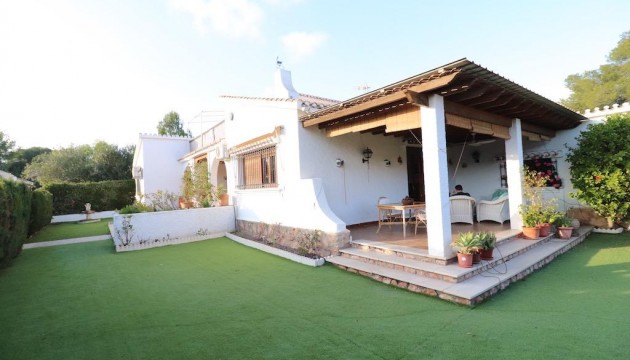 Detached Villa - Herverkoop - Orihuela Costa - Dehesa de campoamor