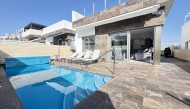 Detached Villa - Herverkoop - Orihuela Costa - DP-48168