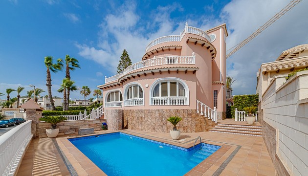 Detached Villa - Herverkoop - Orihuela Costa - La Zenia