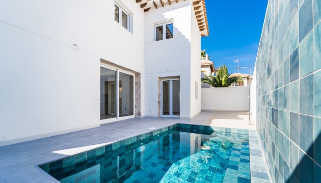 Detached Villa - Herverkoop - Orihuela Costa - La Zenia