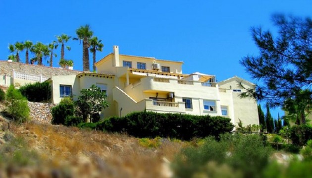 Detached Villa - Herverkoop - Orihuela Costa - Las Ramblas