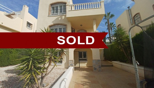 Detached Villa - Herverkoop - Orihuela Costa - Lomas de Cabo Roig