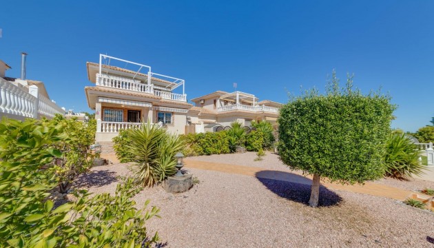 Detached Villa - Herverkoop - Orihuela Costa - Los Dolses