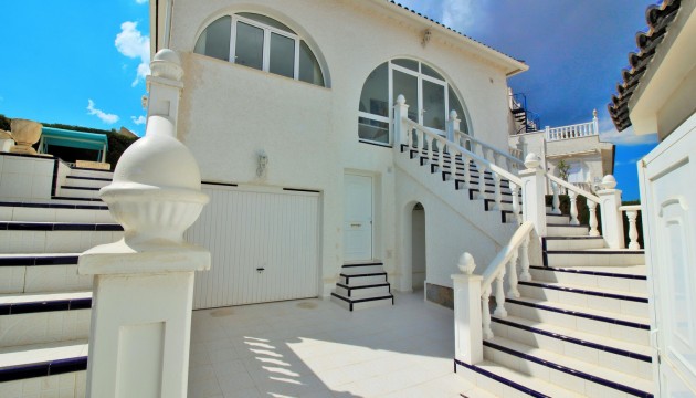 Detached Villa - Herverkoop - Orihuela Costa - Villamartín