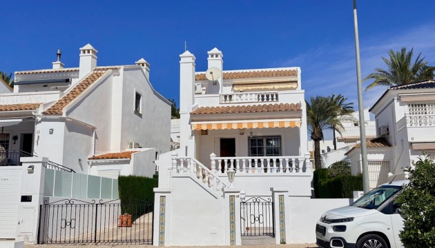 Detached Villa - Herverkoop - Orihuela - Villamartín