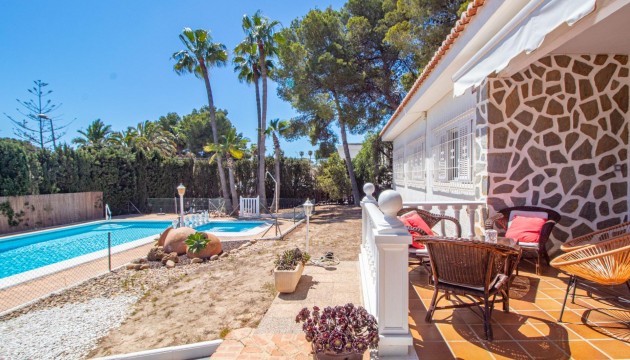 Detached Villa - Herverkoop - Torrevieja - Los Balcones - Los Altos del Edén