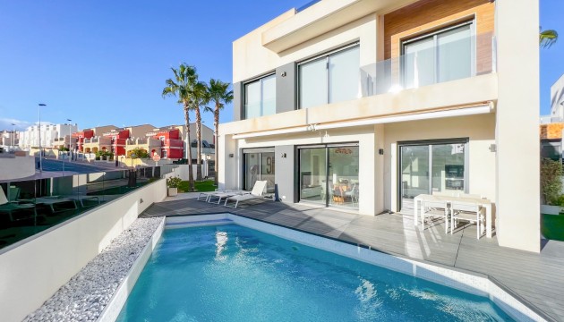 Detached Villa - Herverkoop - Torrevieja - Torrevieja