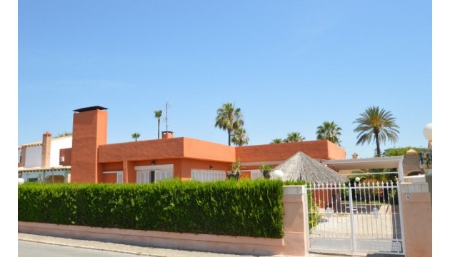 Detached Villa - Herverkoop - Torrevieja - Torrevieja