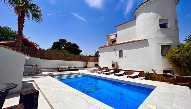 Detached Villa - Herverkoop - Vistabella Golf - Vistabella Golf