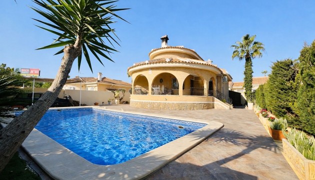 Detached Villa - Odsprzedaż - Benijófar - Benijofar