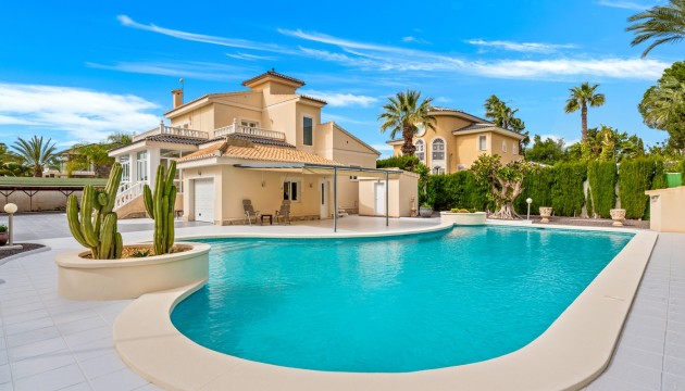 Detached Villa - Odsprzedaż - Ciudad Quesada - Ciudad Quesada