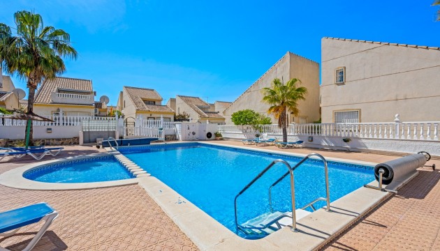 Detached Villa - Odsprzedaż - Ciudad Quesada - Ciudad Quesada