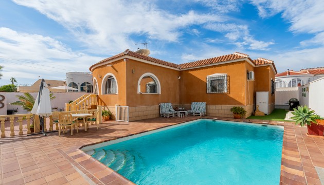 Detached Villa - Odsprzedaż - Ciudad Quesada - Ciudad Quesada