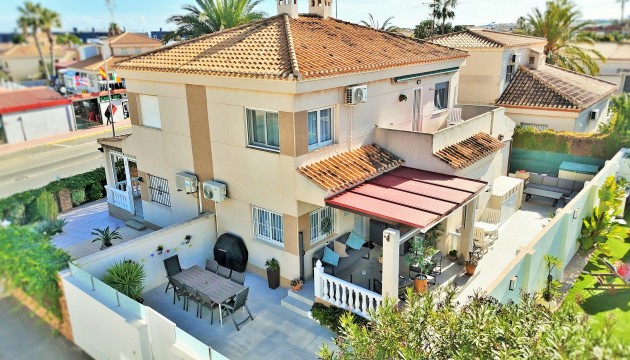 Detached Villa - Odsprzedaż - Orihuela Costa - Playa Flamenca