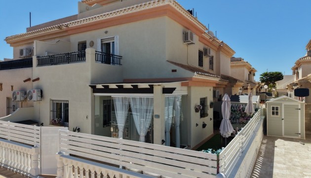 Detached Villa - Odsprzedaż - Orihuela Costa - Playa Flamenca