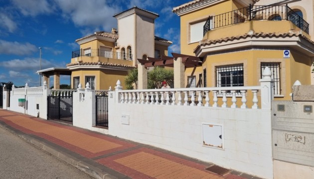 Detached Villa - Resale - Algorfa - Algorfa