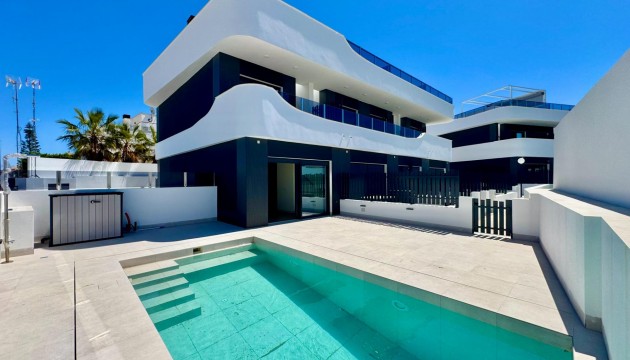 Detached Villa - Resale - Orihuela Costa - Lomas de Cabo Roig