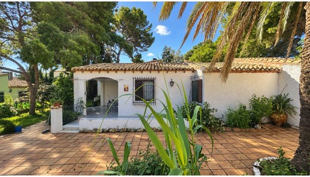 Detached Villa - Resale - Orihuela Costa - Punta Prima