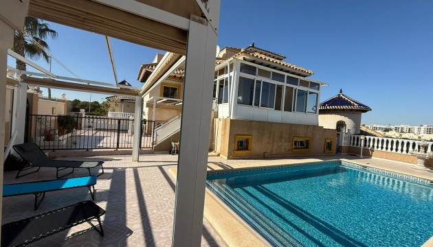 Detached Villa - Resale - Orihuela Costa - Villamartín