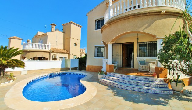Detached Villa - Resale - Orihuela Costa - Villamartín