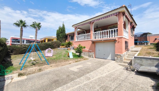 Detached Villa - Resale - Torrevieja - Los Balcones - Los Altos del Edén