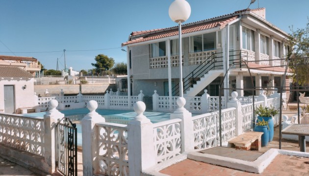 Detached Villa - Videresalg - Crevillente - Crevillente
